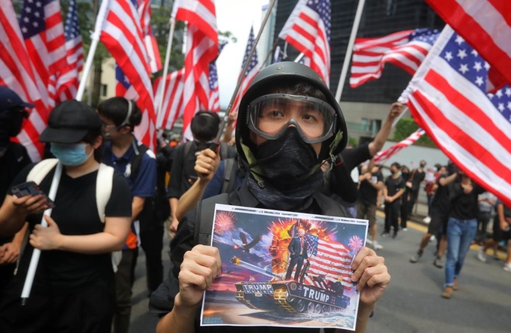 Tin tức thế giới 28/11: Trung Quốc đe dọa và nói Mỹ nham hiểm khi ký đạo luật Hong Kong