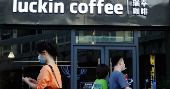 "Starbucks Trung Quốc" đồng ý nộp phạt 180 triệu USD vì bê bối gian lận