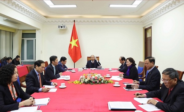 Thủ tướng Chính phủ Nguyễn Xuân Phúc và Tổng thống Hoa Kỳ đã có cuộc điện đàm trao đổi về thao túng tiền tệ (Ảnh: VGP/Quang Hiếu)