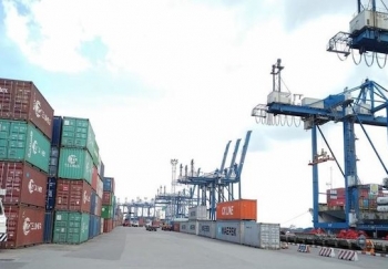 Xuất khẩu đình trệ vì thiếu container rỗng