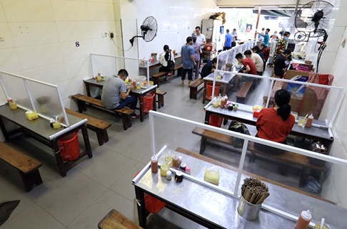 Bắc Ninh: Vùng xanh, vàng được mở lại dịch vụ ăn uống từ 11/12