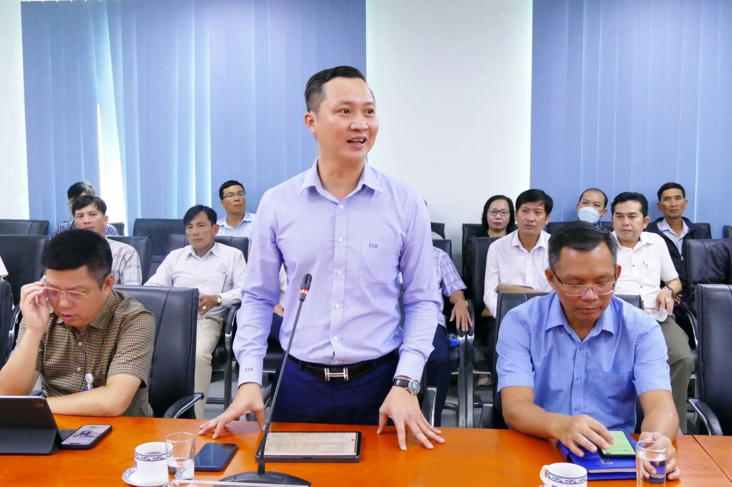 Đoàn học viên Trường Chính trị tỉnh Quảng Ngãi nghiên cứu thực tế tại NMLD Dung Quất