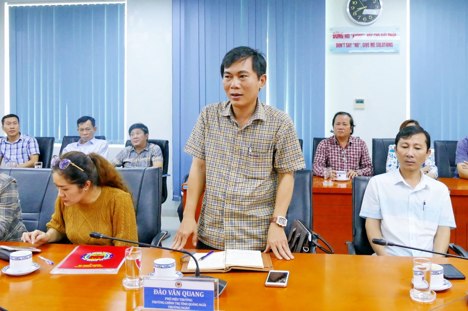 Đoàn học viên Trường Chính trị tỉnh Quảng Ngãi nghiên cứu thực tế tại NMLD Dung Quất