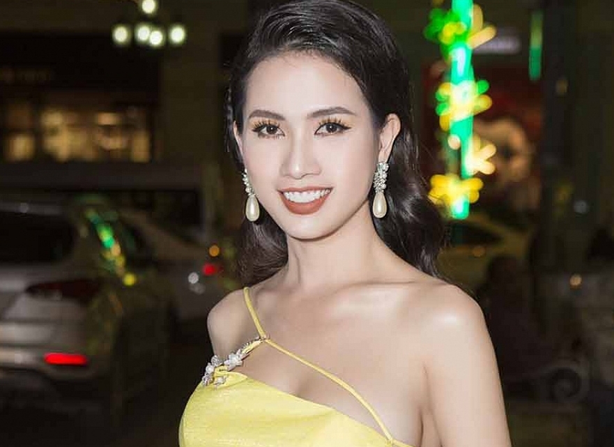 Sao Việt 14/1: Hoa hậu siêu vòng ba, tự lái xe 4,5 tỷ đi sự kiện là ai?