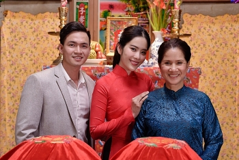 Sao Việt 5/3: Nam Em bí mật tổ chức hôn lễ với chàng trai lạ mặt?