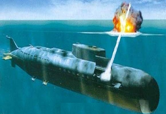 [Chùm ảnh] Tàu ngầm Kilo vừa vào Cam Ranh mạnh cỡ nào?