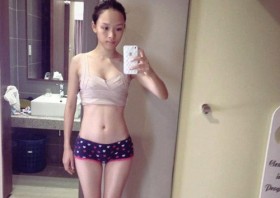Hoa hậu Trương Hồ Phương Nga từng "gõ cửa phòng giám khảo lúc nửa đêm"?