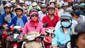 Chính phủ đồng ý tạm dừng thu phí đường bộ đối với xe máy