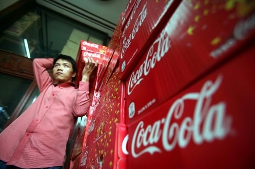 Cộng đồng mạng dậy sóng vì Coca-Cola "làm xiếc"