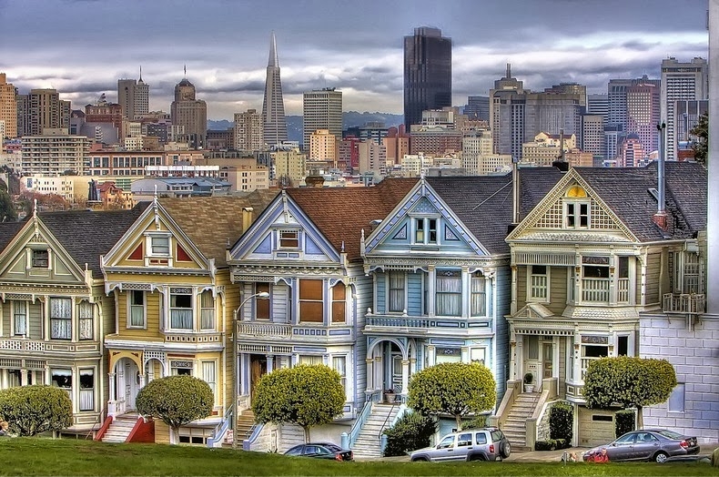Dãy nhà sắc màu đại diện cho phong cách kiến trúc Victoria ở San Francisco
