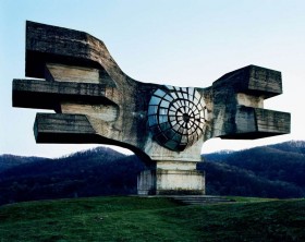 23 đài tưởng niệm khổng lồ bị lãng quên từ thời Nam Tư cũ