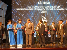 Ajinomoto Việt Nam vinh dự nhận Giải thưởng Chất lượng Quốc gia năm 2014