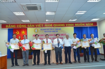 PVMTC nhận bằng khen của Hội Khoa học Tâm lý và Giáo dục Việt Nam