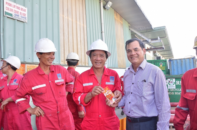 pv drilling to chuc chuc tet nguoi lao dong xuan canh ty 2020