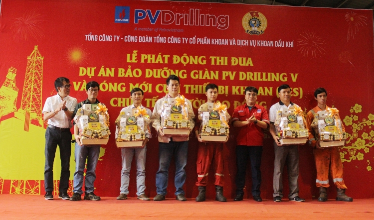 PV Drilling phát động thi đua cao điểm dự án đóng mới cụm thiết bị khoan (DES) và bảo dưỡng/tái khởi động giàn PV DRILLING V- chúc Tết NLĐ