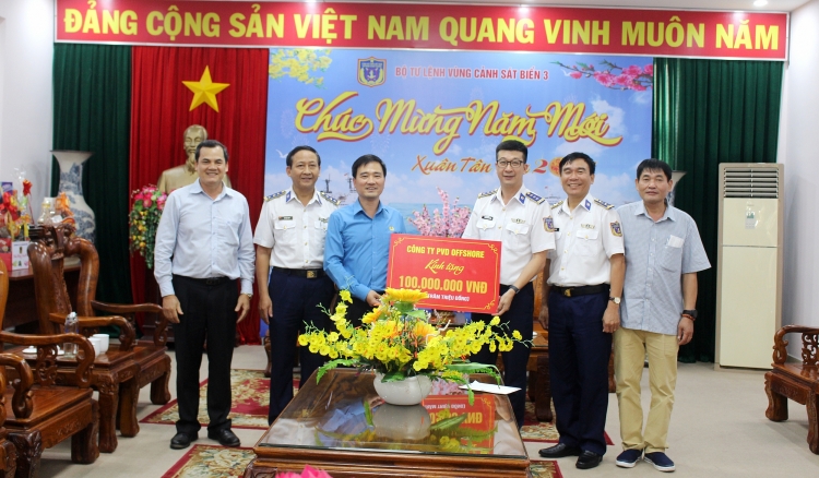 Công đoàn Dầu khí Việt Nam, Công đoàn PV Drilling thăm Cảnh sát biển Vùng 3