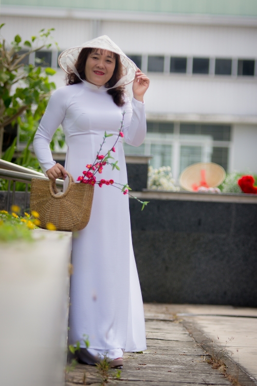 Nữ cán bộ, giảng viên PVU hưởng ứng “Tuần lễ áo dài Việt Nam”