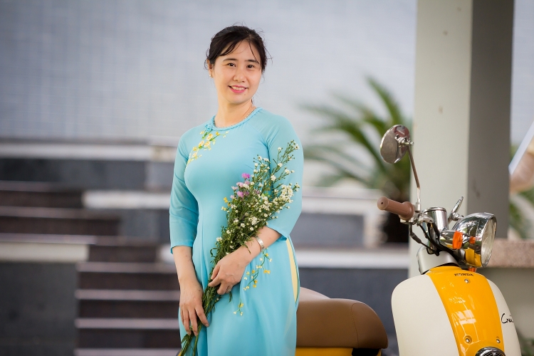 Nữ cán bộ, giảng viên PVU hưởng ứng “Tuần lễ áo dài Việt Nam”