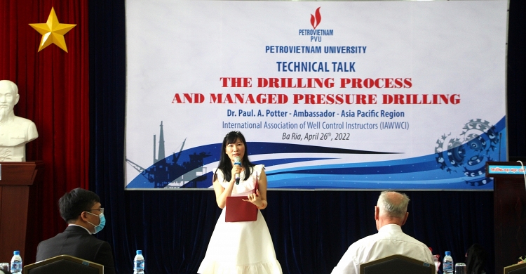 PVU tổ chức nói chuyện chuyên đề “Quá trình khoan và quản lý áp suất khoan