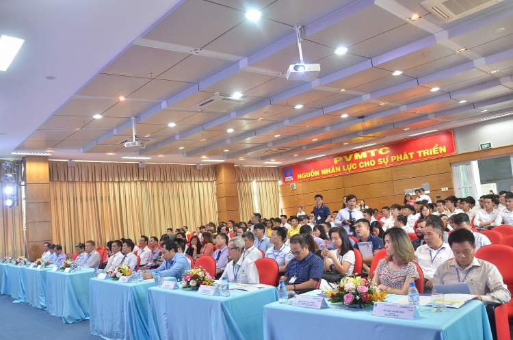 pvu to chuc thanh cong ngay hoi huong nghiep company day 2020