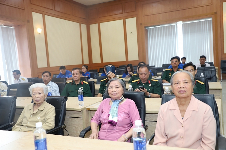 Vietsovpetro tổ chức Lễ kỷ niệm 75 năm ngày Thương binh – Liệt sĩ Vietsovpetro tổ chức Lễ kỷ niệm 75 năm ngày Thương binh – Liệt sĩ