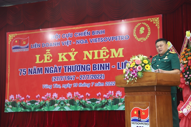 Vietsovpetro tổ chức Lễ kỷ niệm 75 năm ngày Thương binh – Liệt sĩ Vietsovpetro tổ chức Lễ kỷ niệm 75 năm ngày Thương binh – Liệt sĩ