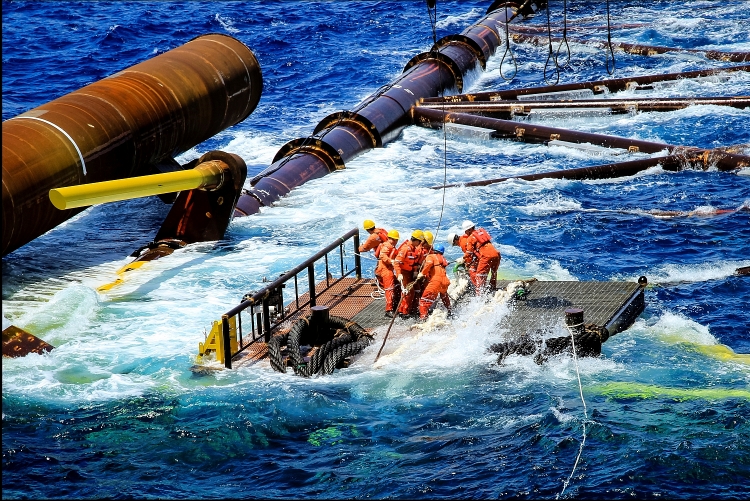 Công đoàn Vietsovpetro long trọng tổ chức Lễ kỷ niệm 40 năm ngày thành lập Công đoàn Vietsovpetro long trọng tổ chức Lễ kỷ niệm 40 năm ngày thành lập