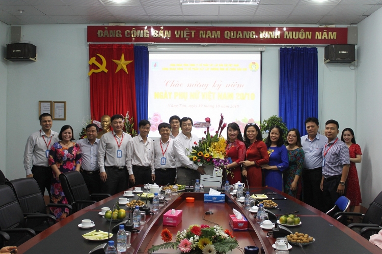 dobc to chuc ky niem 88 nam ngay phu nu viet nam 2010