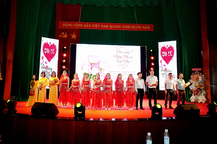 Nữ Công Vietsovpetro tỏa sáng trong hội thi “Vietsovpetro’s Women Got Talent”