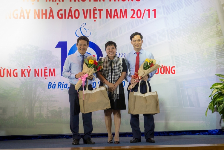 PVU tổ chức kỷ niệm Ngày Nhà giáo Việt Nam và 10 năm thành lập