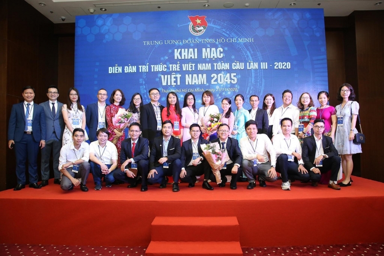 Giảng viên PVU tham dự Diễn đàn Trí thức trẻ Việt Nam toàn cầu năm 2020
