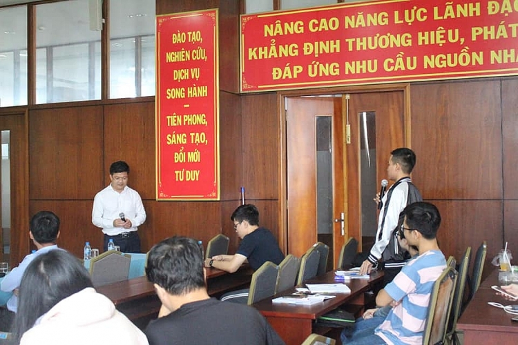 PVU tổ chức nói chuyện Chuyên đề Tổng quan về ngành công nghiệp khí Việt Nam
