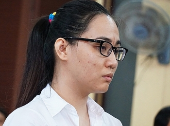 "Kiều nữ" ma túy ở Sài Gòn giả ngờ nghệch khi hầu tòa