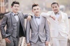 Đám cưới kỳ lạ của 3 chàng trai đồng tính