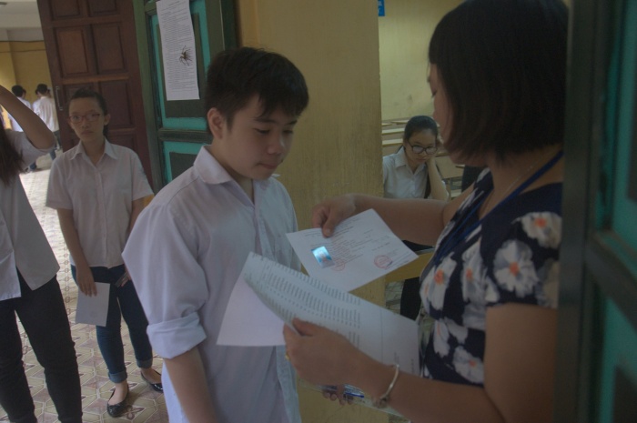 75.000 học sinh Hà Nội bắt đầu thi vào lớp 10