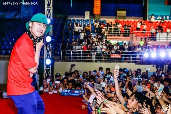 Hé lộ buổi họp fan hoành tráng của Sơn Tùng M-TP tại Huế