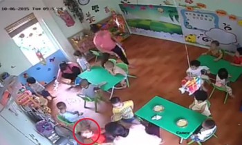 [VIDEO] Cô giáo bạo hành trẻ mầm non ở Hà Nội