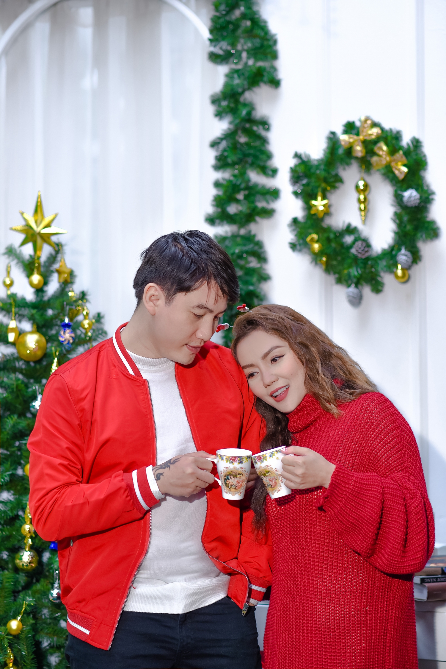 Nguyễn Ngọc Anh “đôi lứa xứng đôi” với Tô Minh Đức trong single đón Giáng sinh