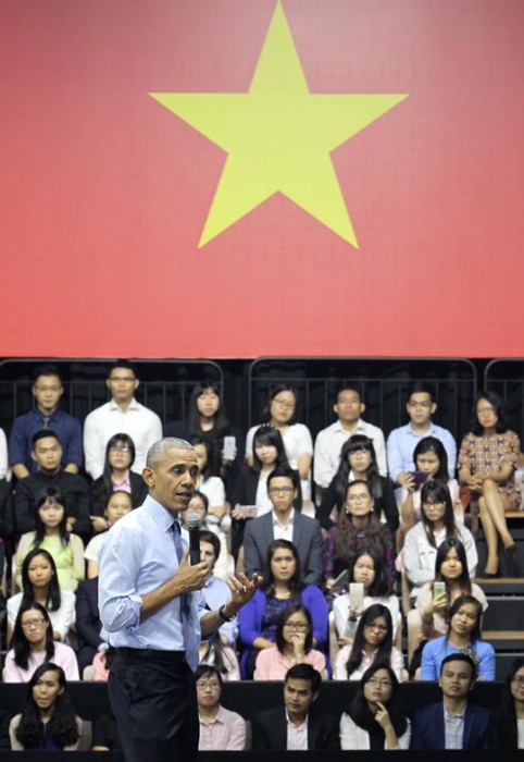 ca si suboi duoc tong thong barack obama de nghi hat rap