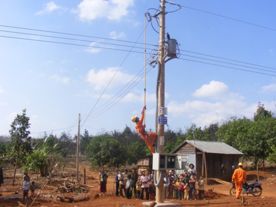 Ngành điện góp phần tích cực xây dựng nông thôn mới