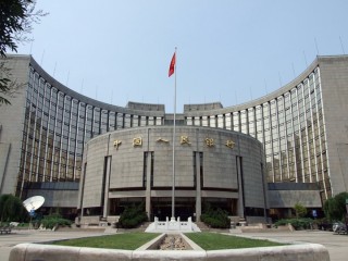 Các ngân hàng Trung Quốc vào cuộc giải cứu TTCK