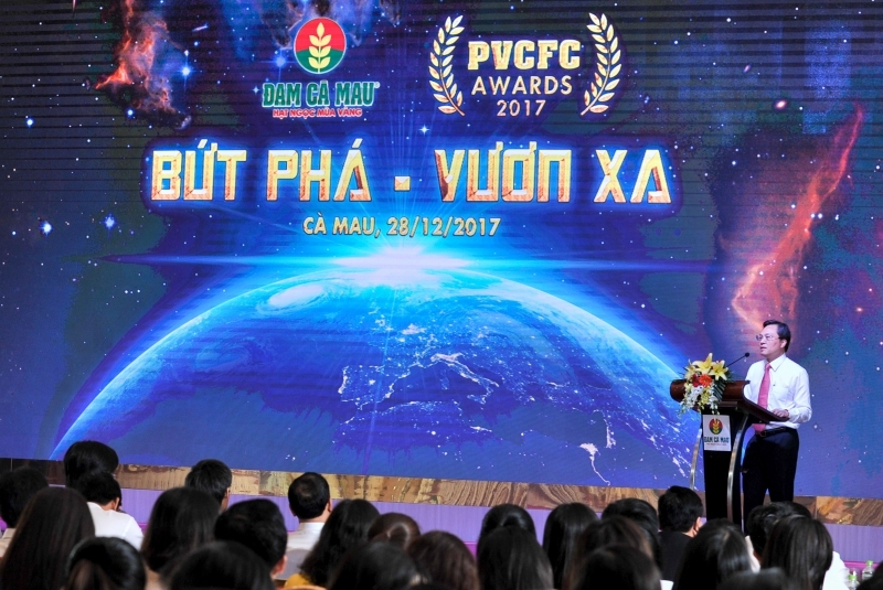 pvcfc awards 2017 ngay hoi vinh danh tap the ca nhan xuat sac
