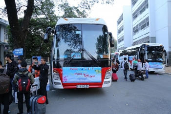 Hơn 1.300 sinh viên "Cùng PVOIL về quê đón Tết"