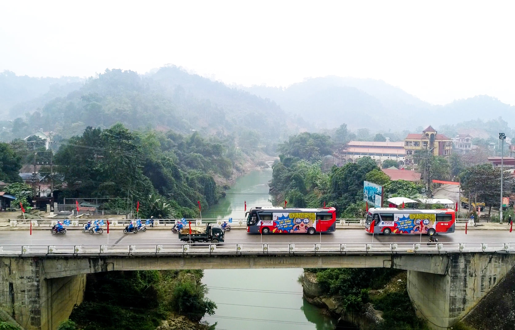 PVOIL Roadshow - Hành trình xuyên Việt