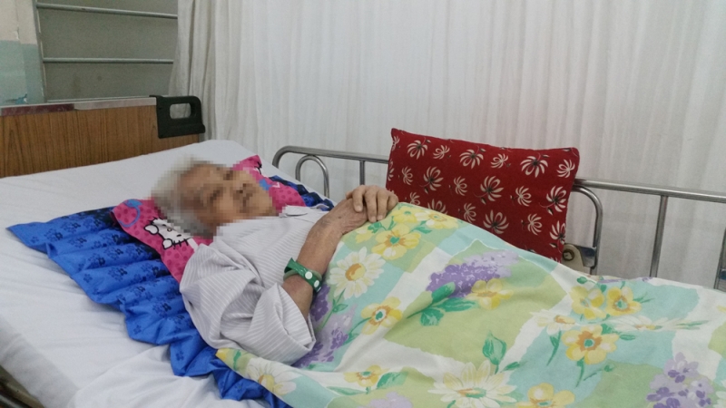 Cấp cứu kịp thời cụ bà 90 tuổi bị mất 2,5 lít máu