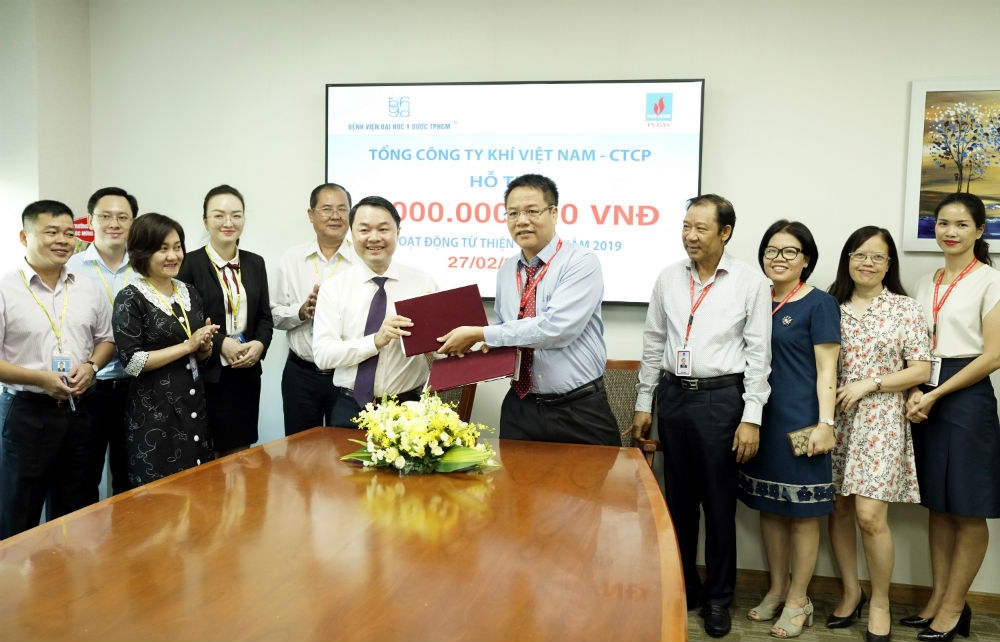 PV GAS ủng hộ 1 tỷ đồng cho chương trình thiện nguyện của Bệnh viện Đại học Y Dược TP HCM