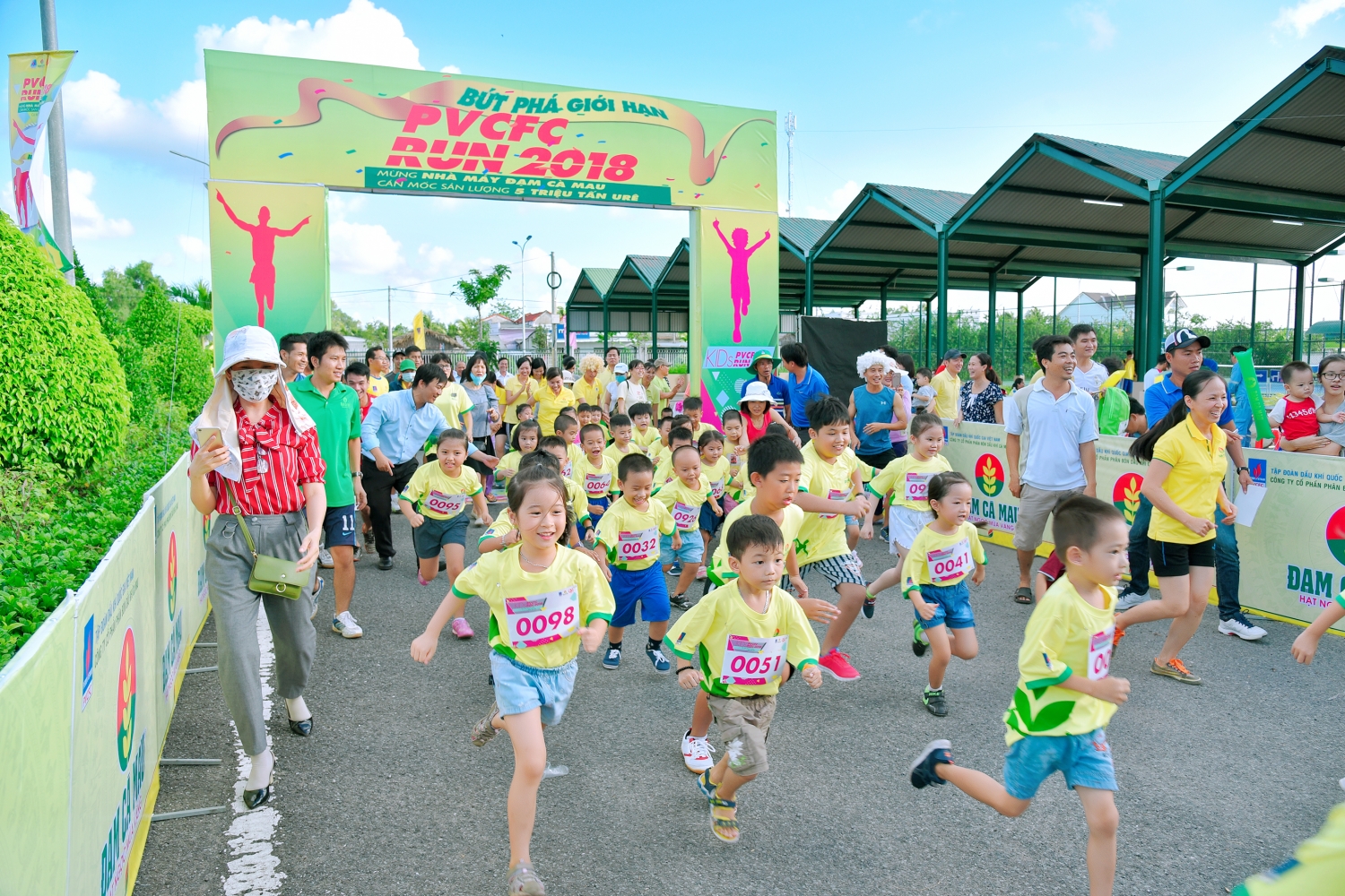 pvcfc run nhung buoc chan gieo yeu thuong