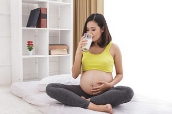 Ăn gì để vào con không vào mẹ, thai nhi tăng cân vù vù?