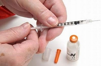 Nguy hiểm tính mạng vì dùng sai bơm tiêm insulin