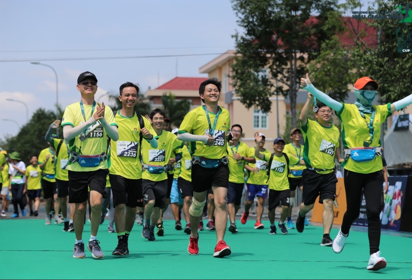 doi chay dam ca mau gay an tuong manh tai giai marathon hau giang 2019